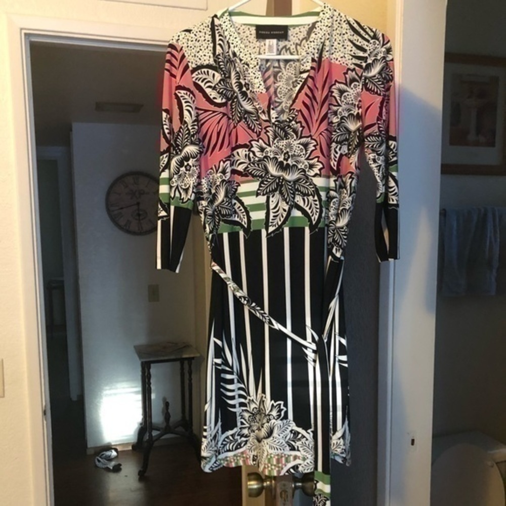 Donna Morgan Dress Size 6 - Picture 3 of 6